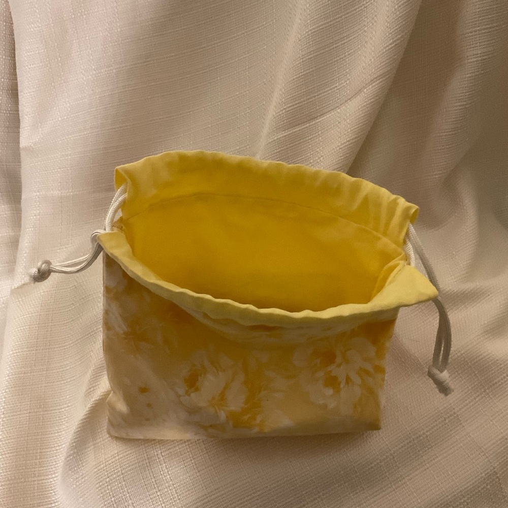 Hand Bag - Picture 2 of 3